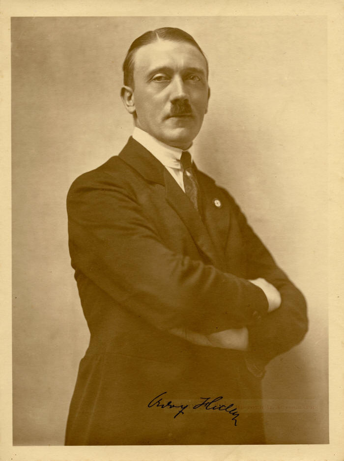 Adolf Hitler Autograph 1322801 Superb, very early signed photo of Hitler with excellent